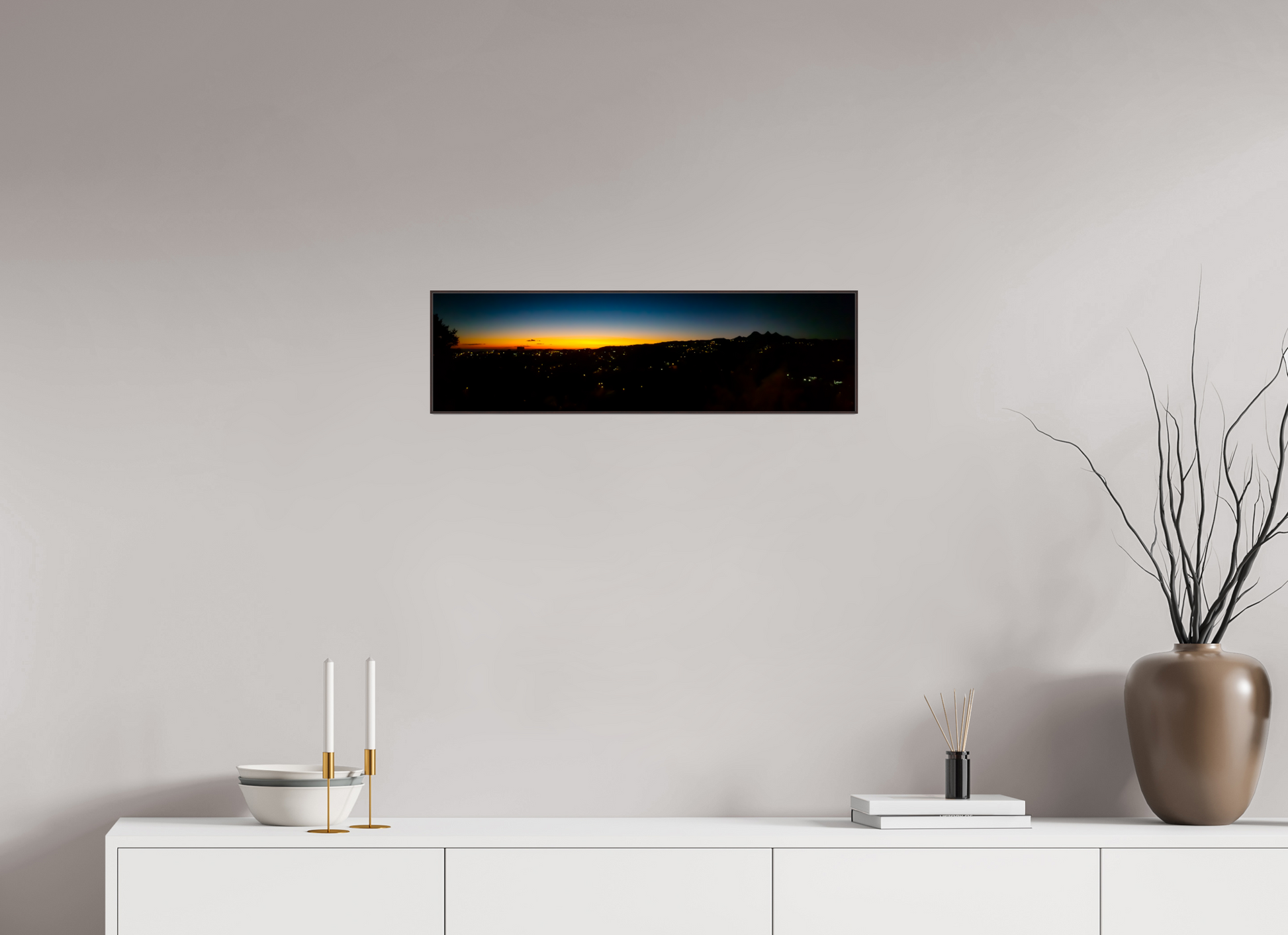 71,5 x 20 cm, ArtBox bois Aulne brun Grand panorama de nuit d'une ville illuminée au crépuscule