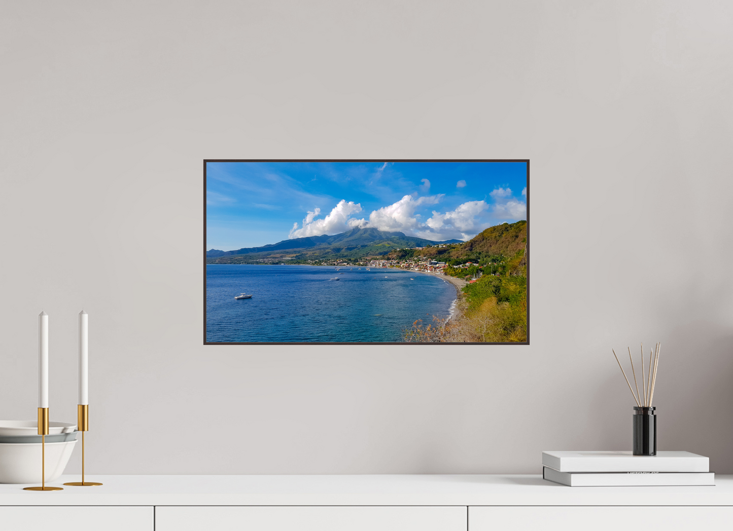 48 x 27 cm, ArtBox bois Aulne brun 16:9 Vue Panoramique du Village Côtier et d'un Volcan